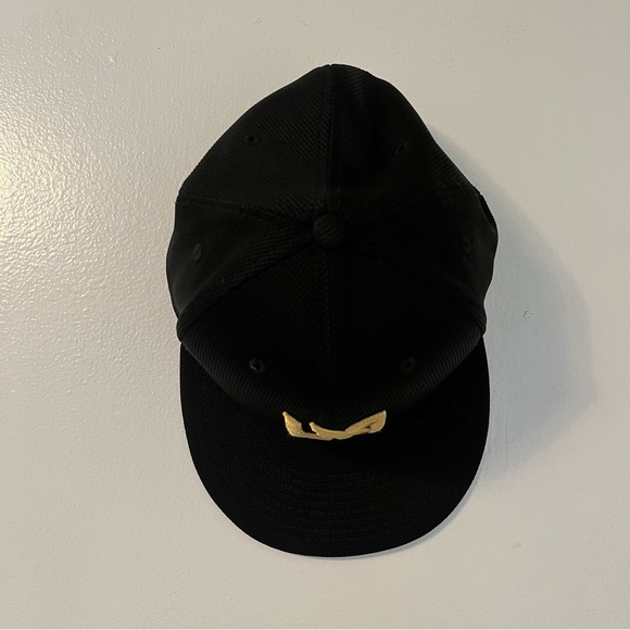 CLOSING SALE! 
Los Angeles Football Club Hat - Picture 3 of 7